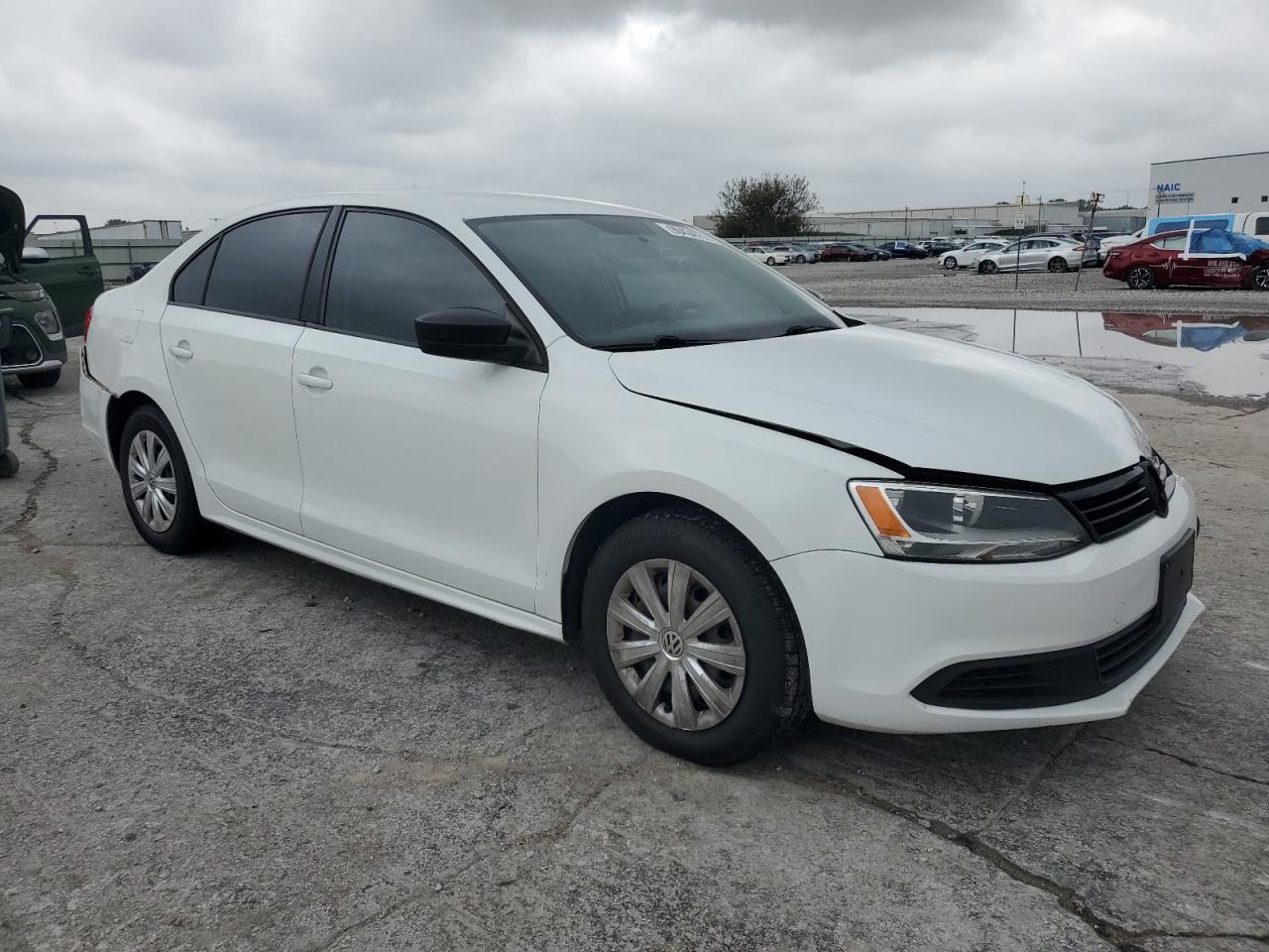 Volkswagen Jetta Base Image 12