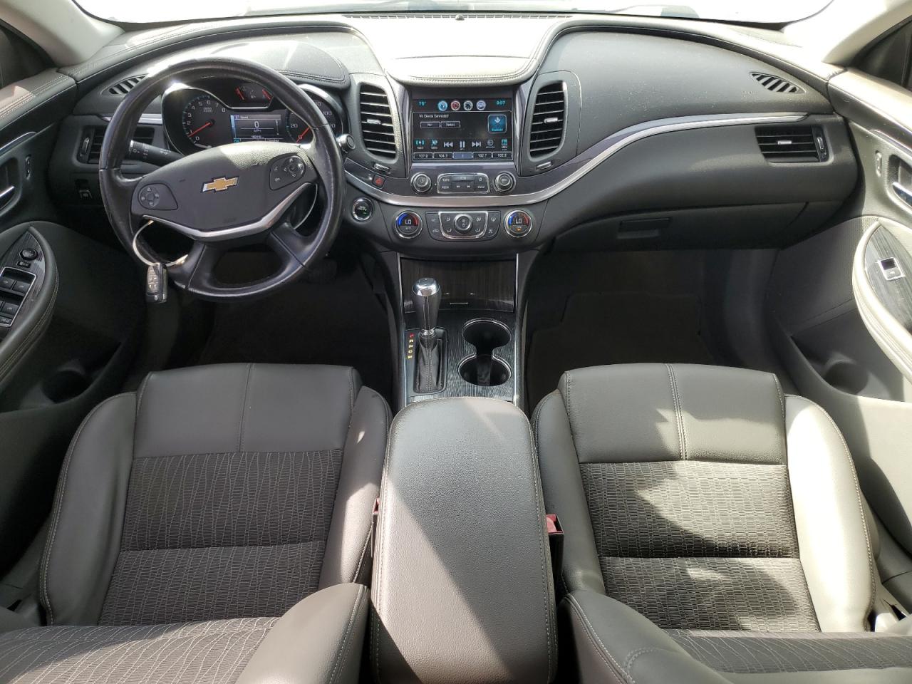 Chevrolet Impala Lt Image 5