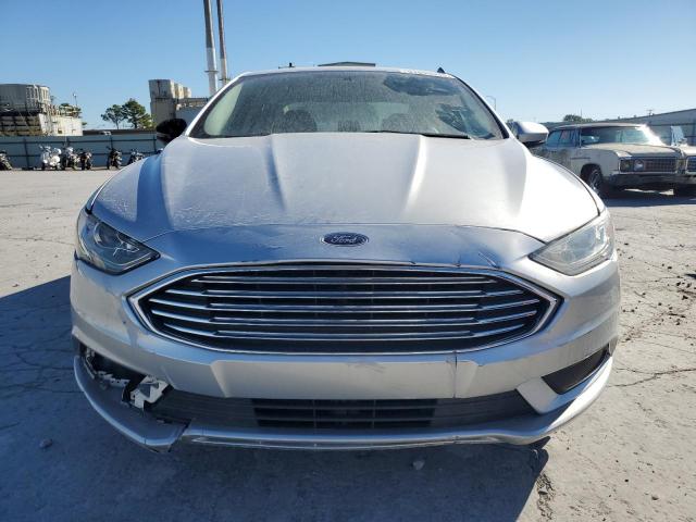 Ford Fusion Se Image 11