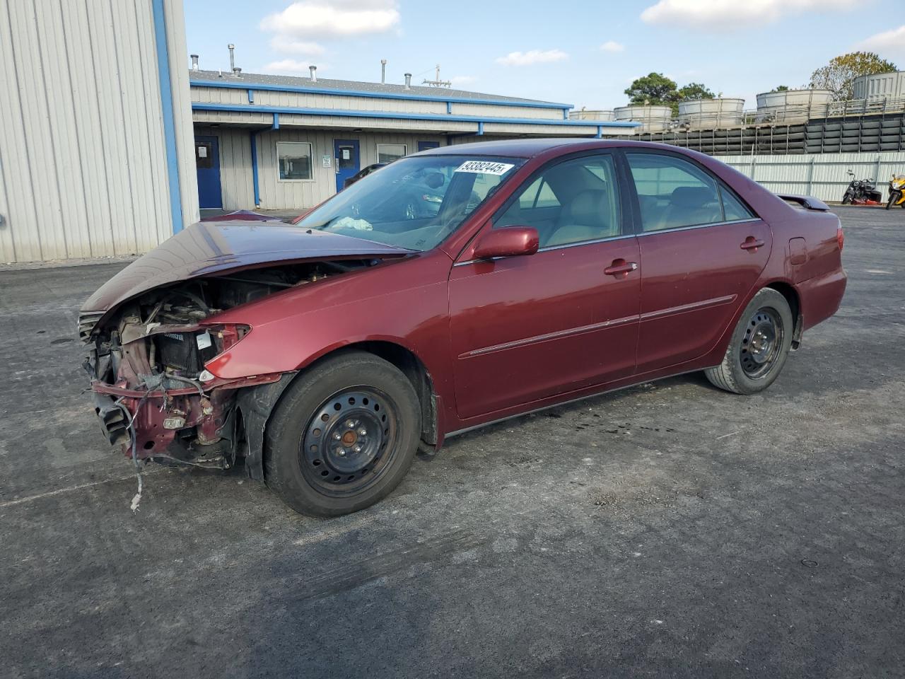 Toyota Camry Le Image 1