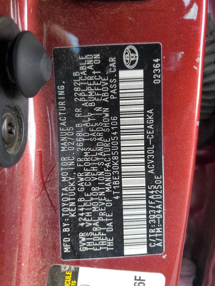 Toyota Camry Le Image 11