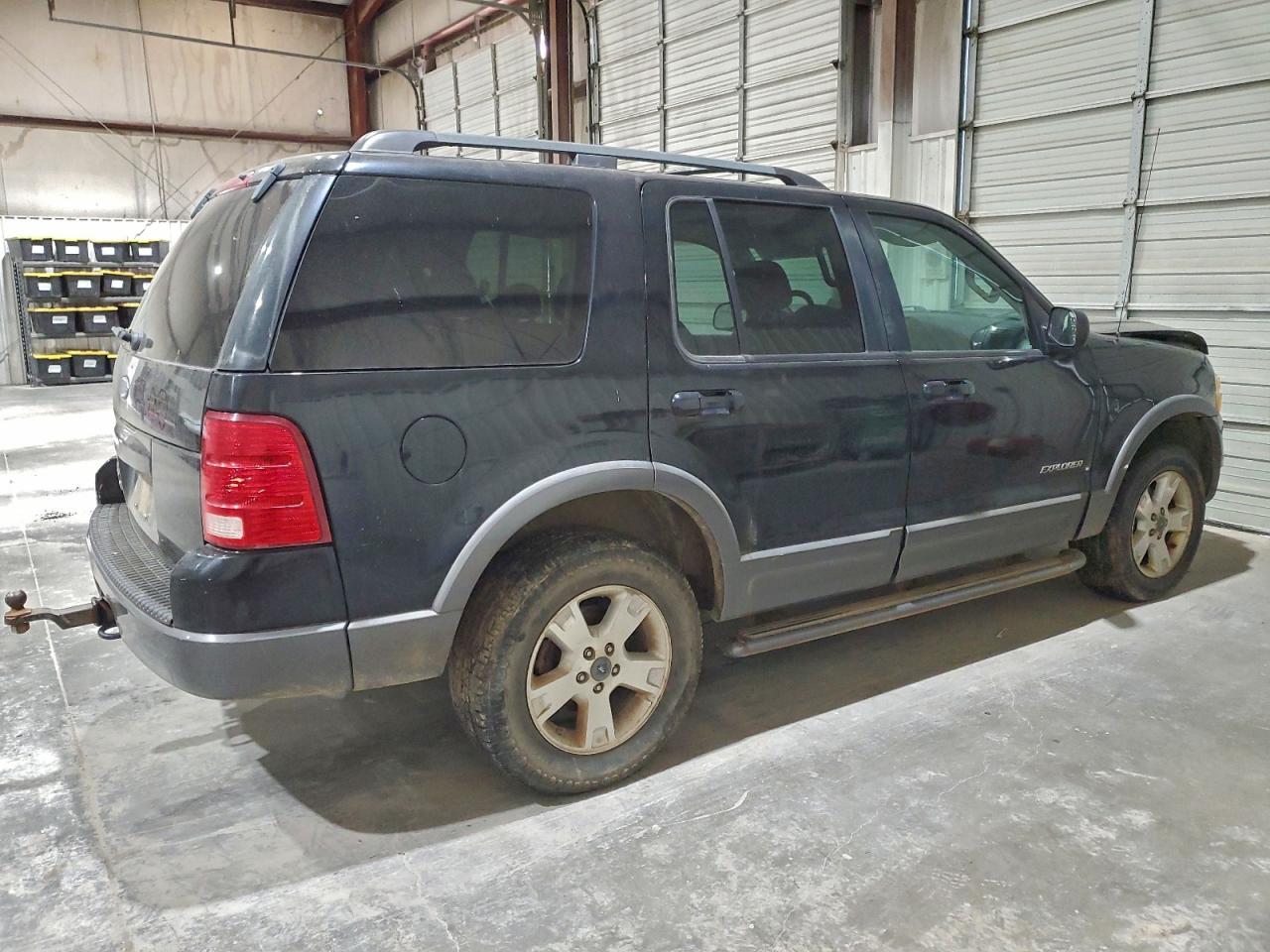 Ford Explorer Xlt Image 8