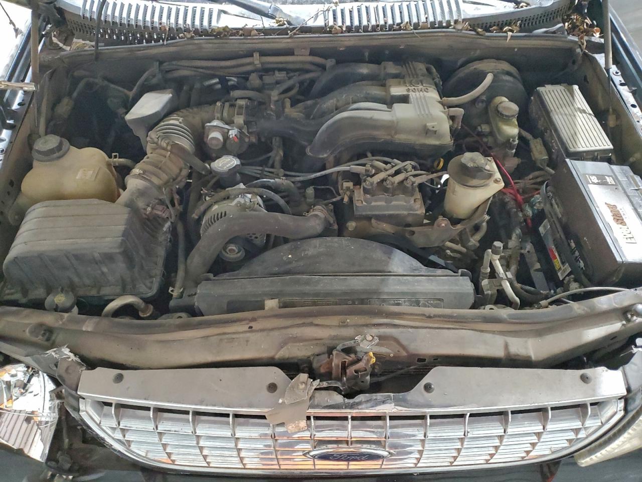 Ford Explorer Xlt Image 11