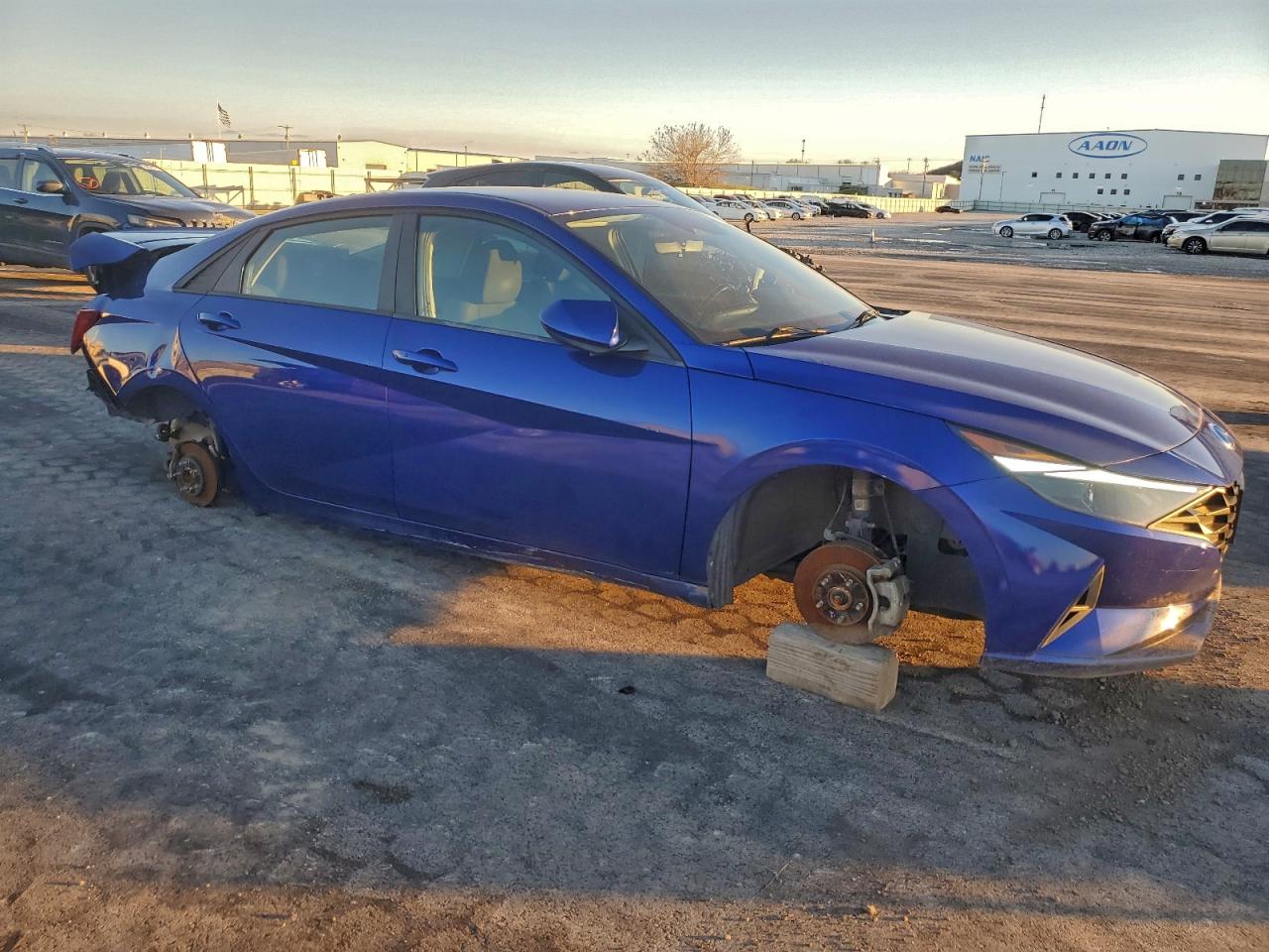 Hyundai ELANTRA Sel Image 7