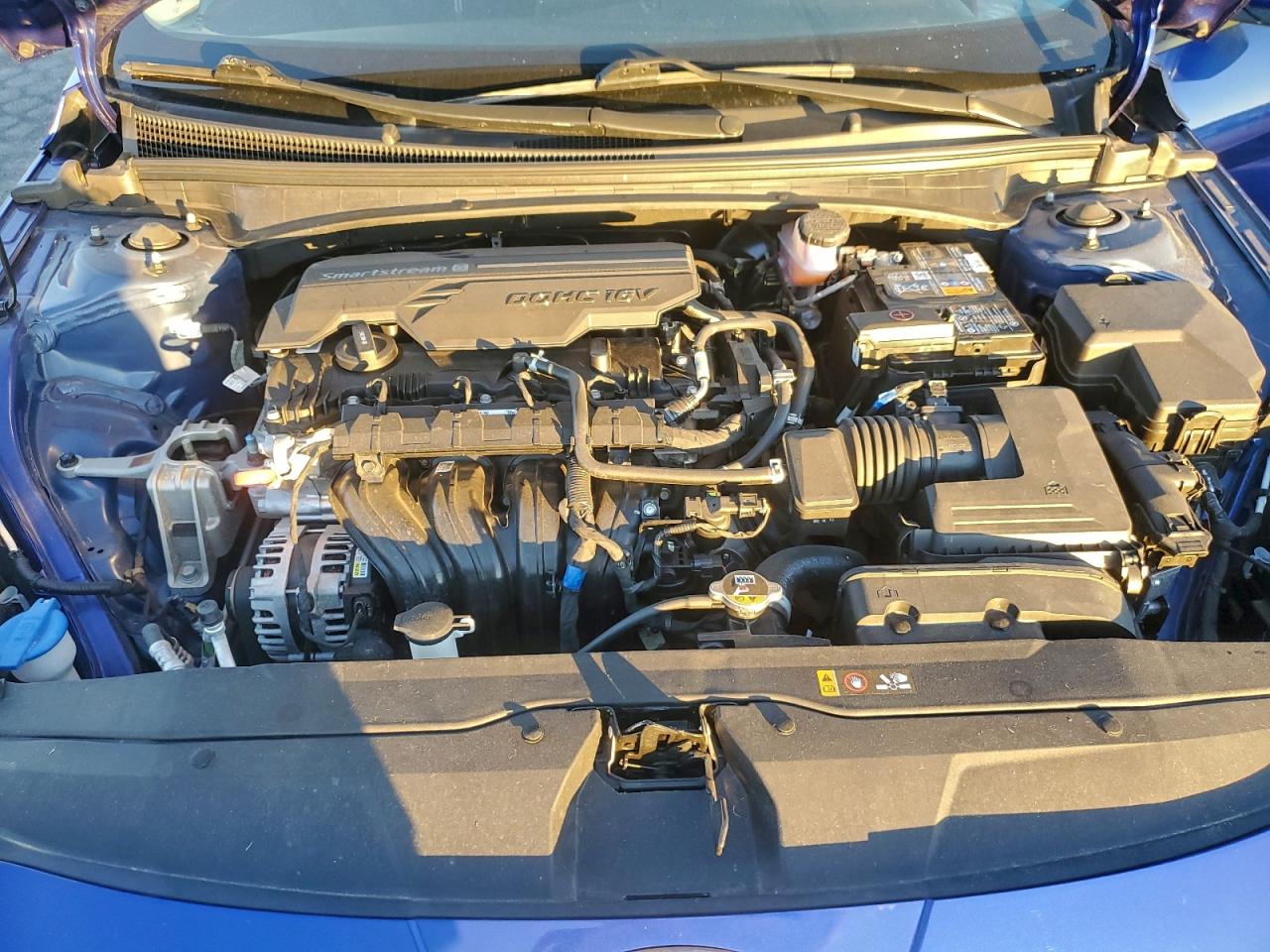 Hyundai ELANTRA Sel Image 9