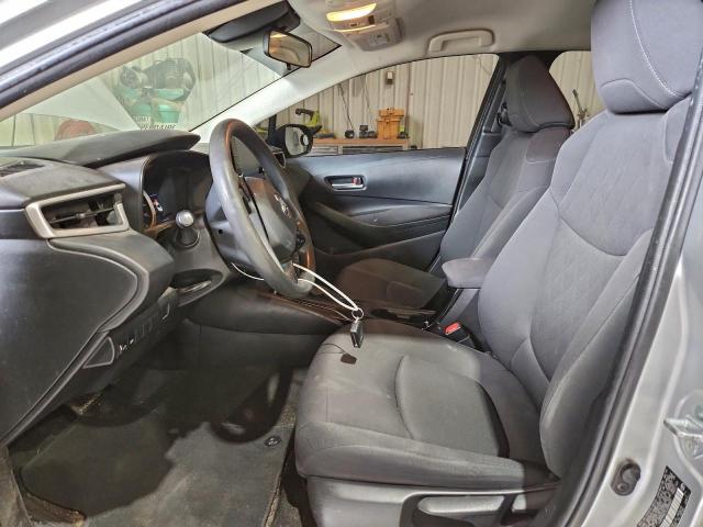 Toyota Corolla Le Image 10