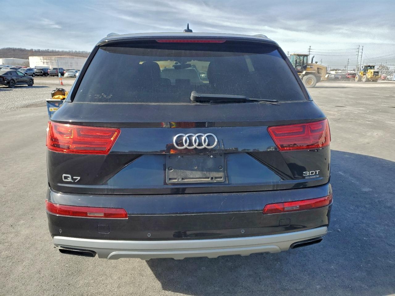 Audi Q7 Premium Plus Image 3