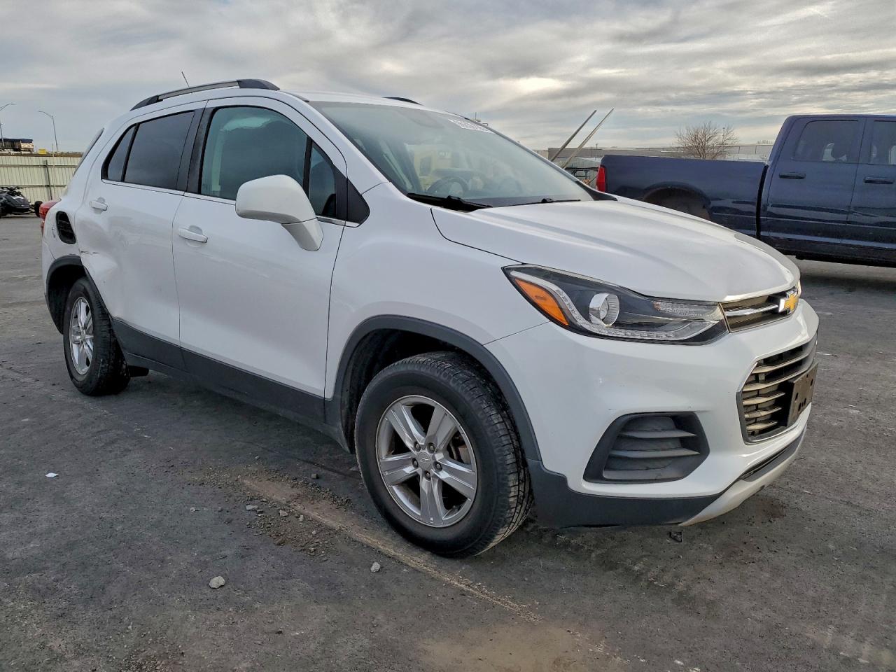 Chevrolet Trax 1lt Image 2