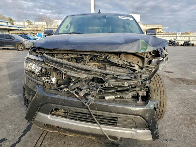 Ford Expedition Xlt Image 8