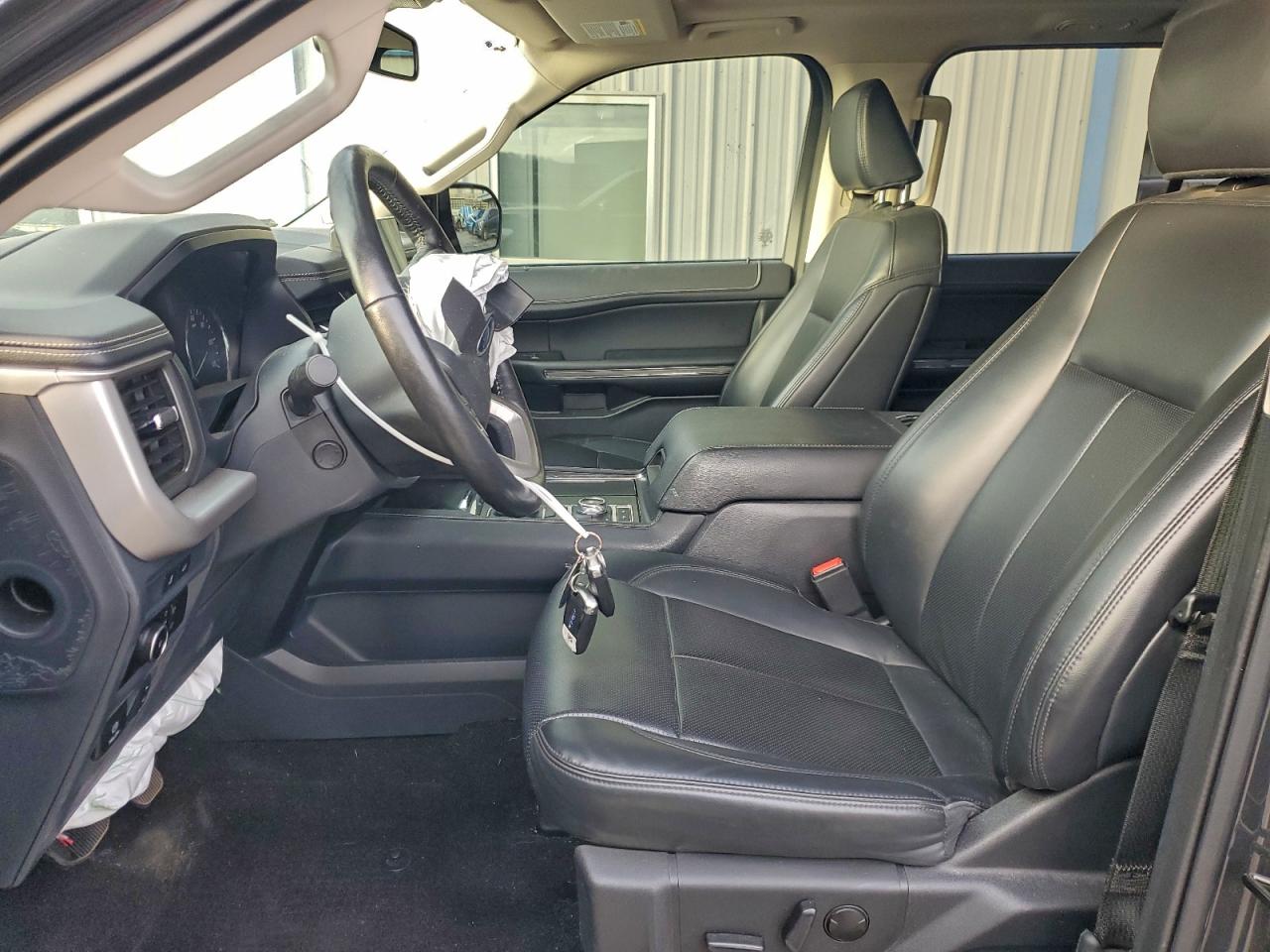 Ford Expedition Xlt Image 13