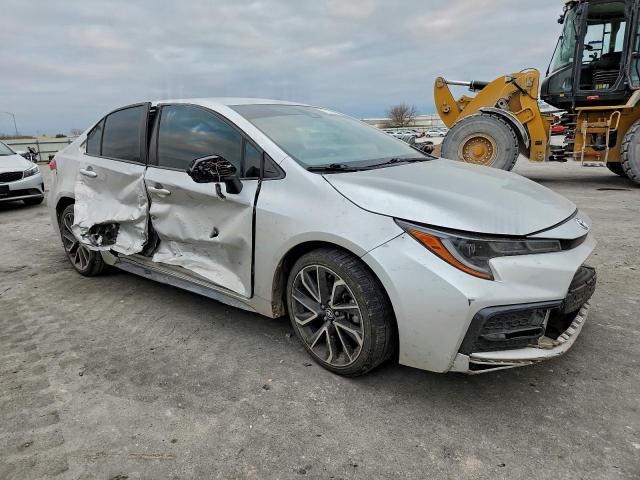 Toyota Corolla Se Image 10