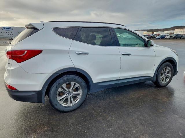 Hyundai SANTA FE Image 5