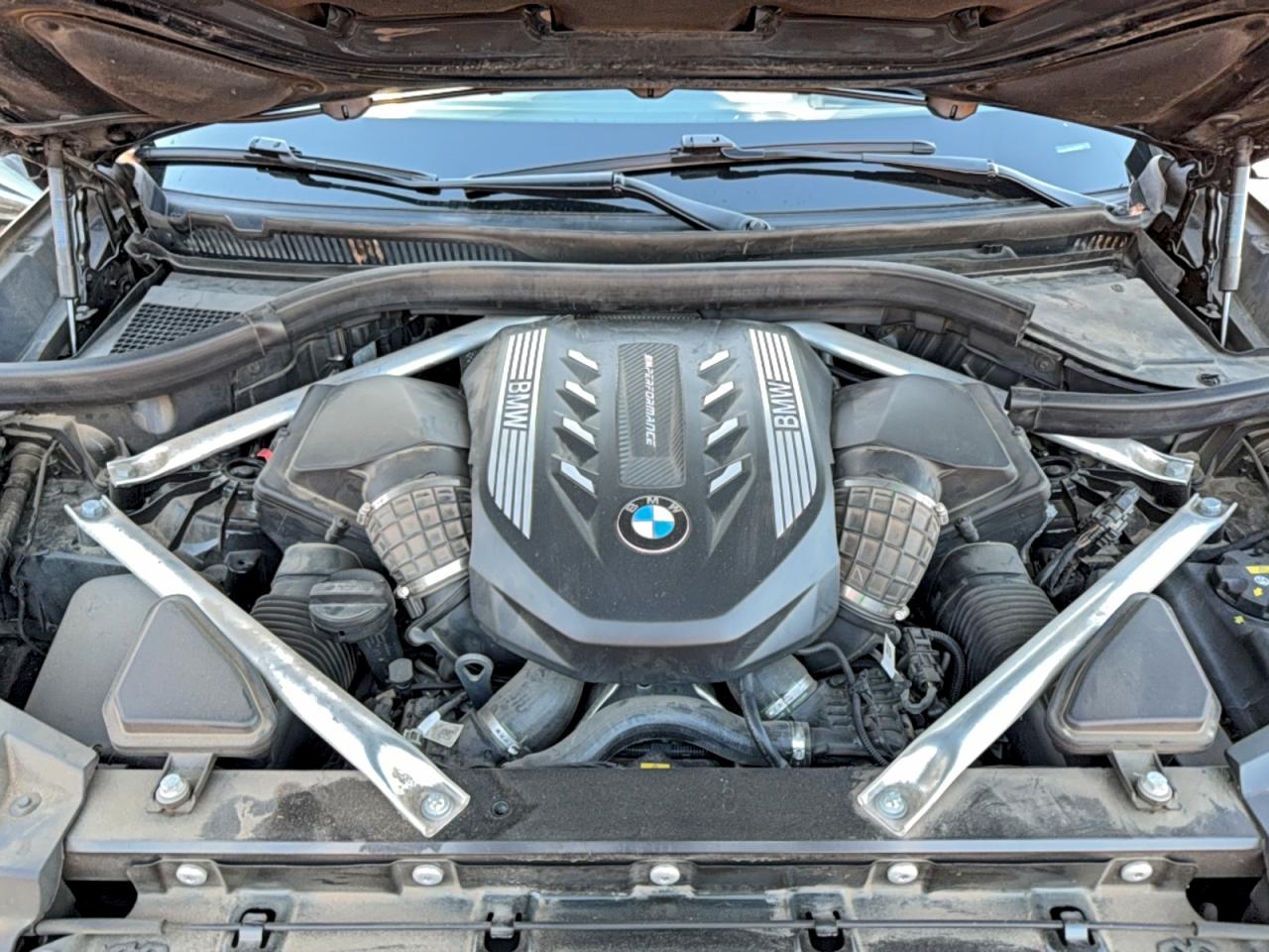 BMW X Series M50i Image 7