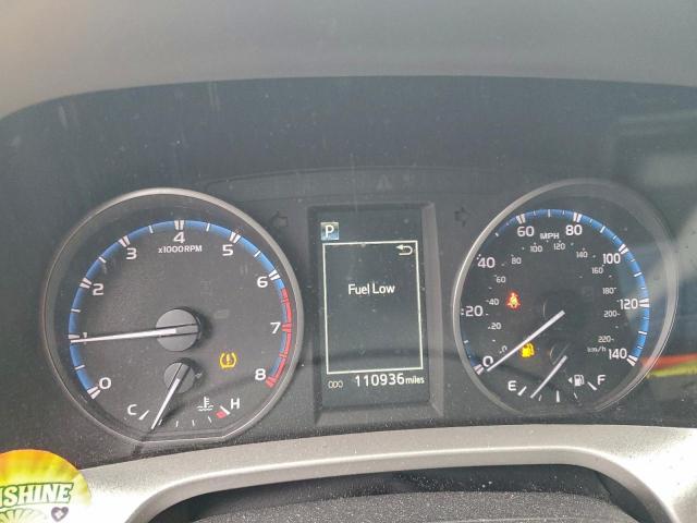 Toyota RAV4 Le Image 6