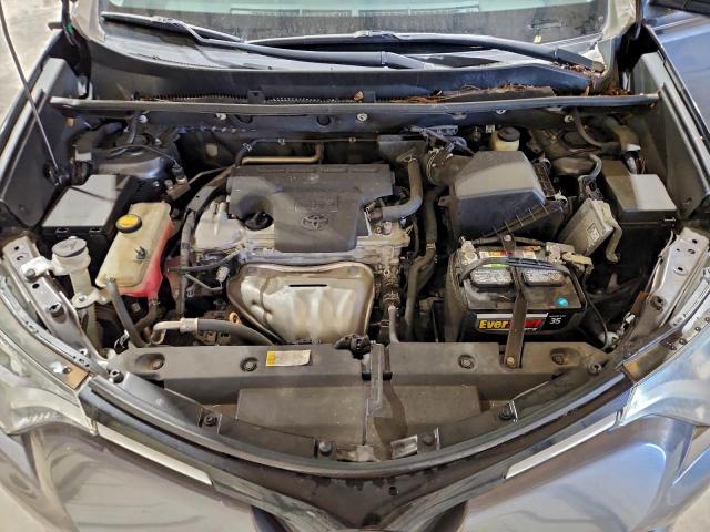 Toyota RAV4 Le Image 10