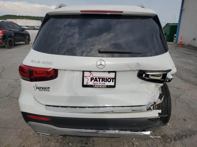 Mercedes-Benz GLB 250 Image 3