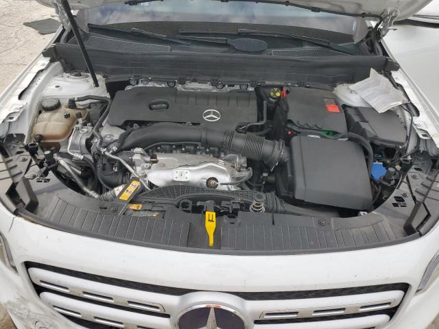 Mercedes-Benz GLB 250 Image 13