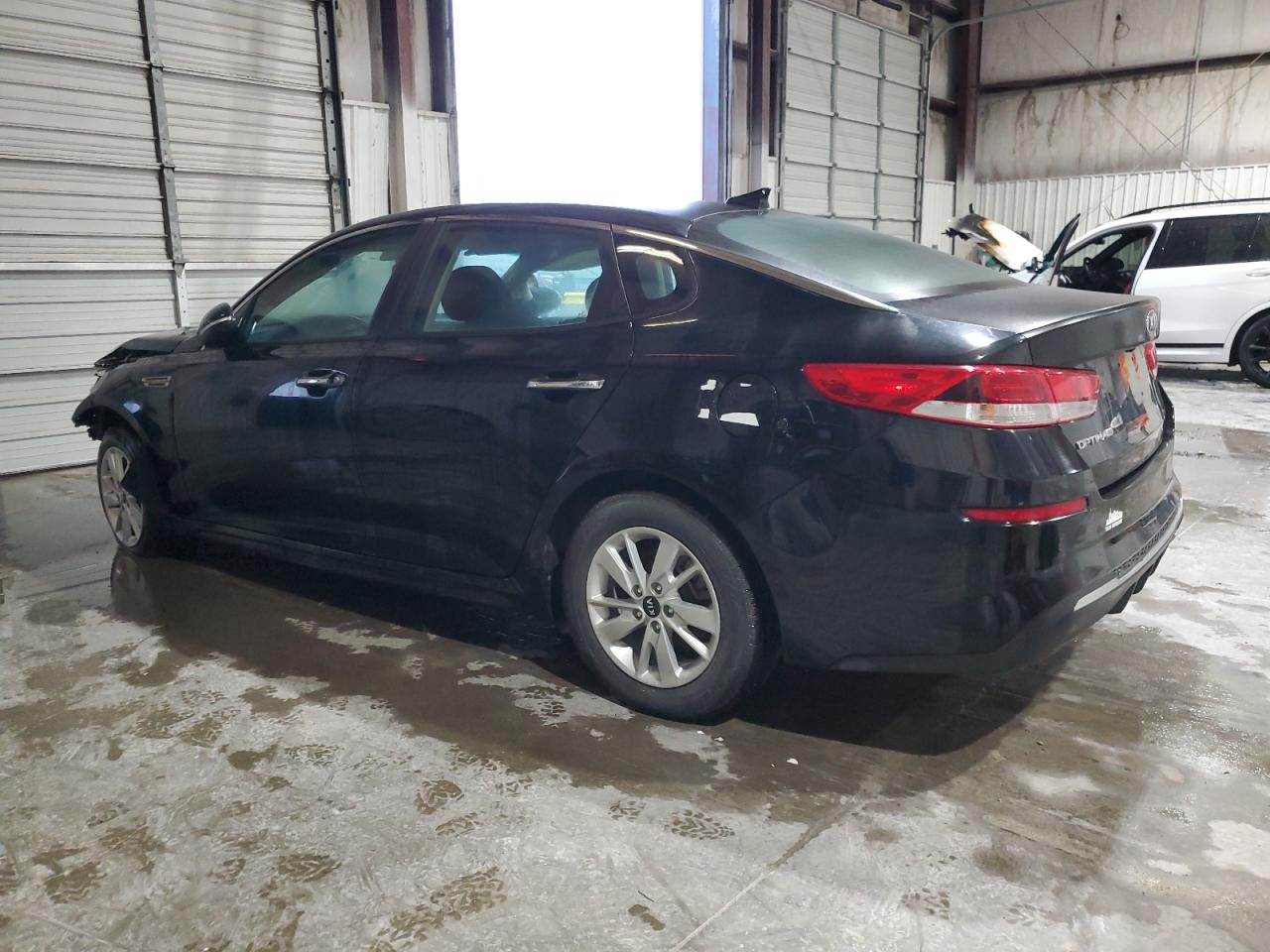 Kia Optima Lx Image 2