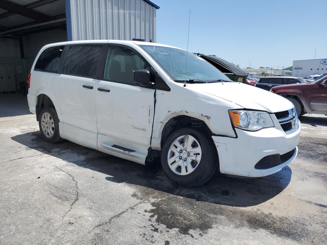 Dodge Caravan Se Image 4