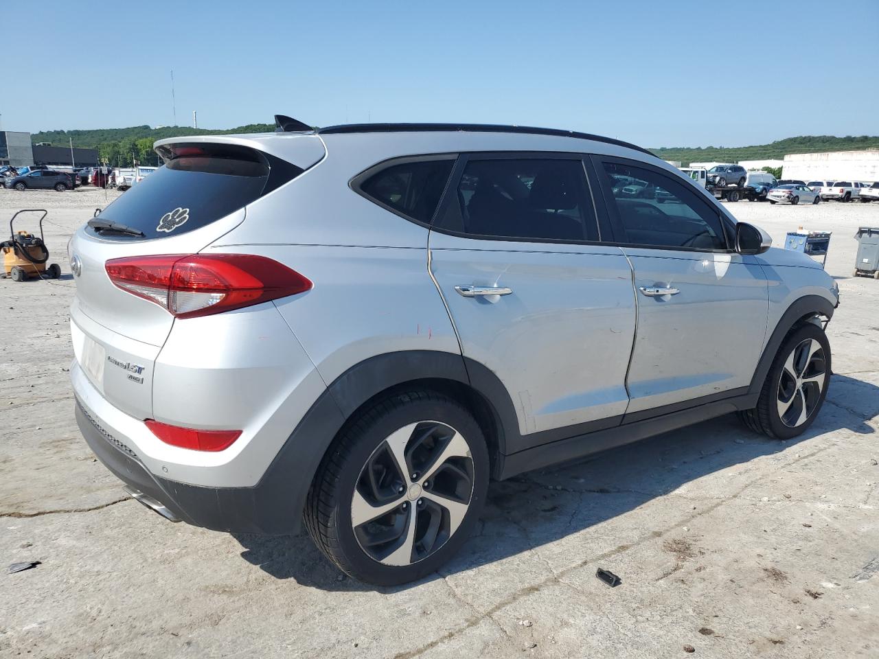 Hyundai TUCSON Limited Image 13