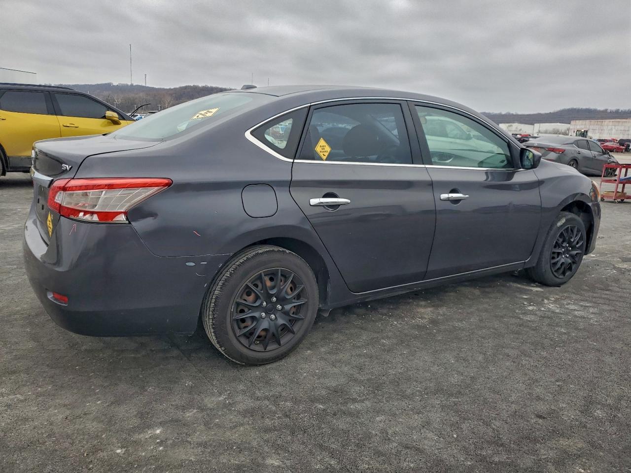 Nissan Sentra S Image 12