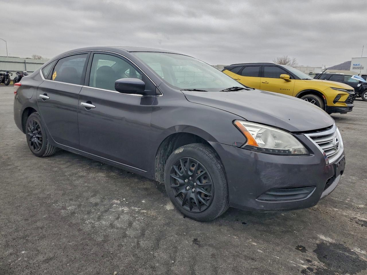 Nissan Sentra S Image 11