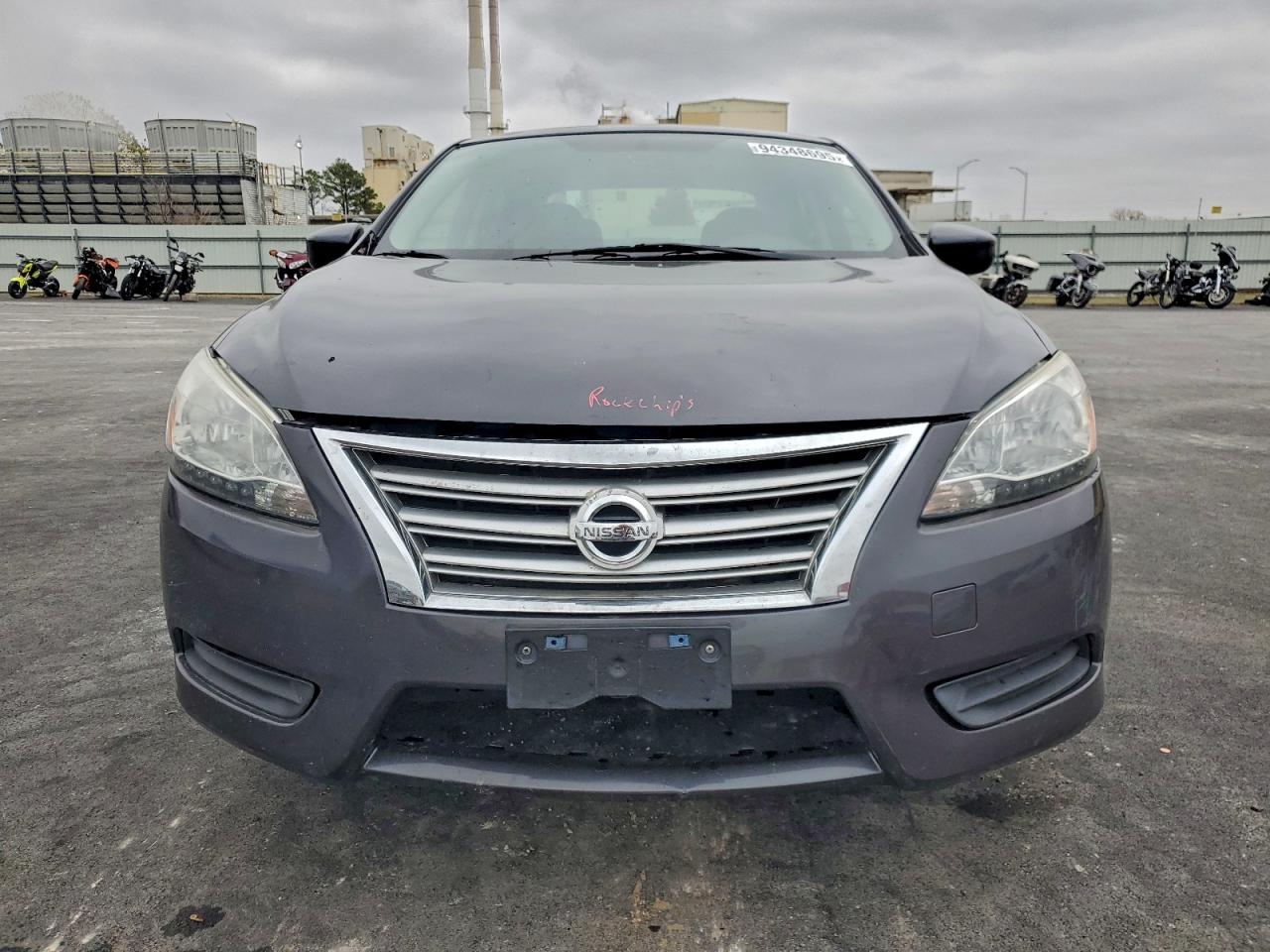 Nissan Sentra S Image 2