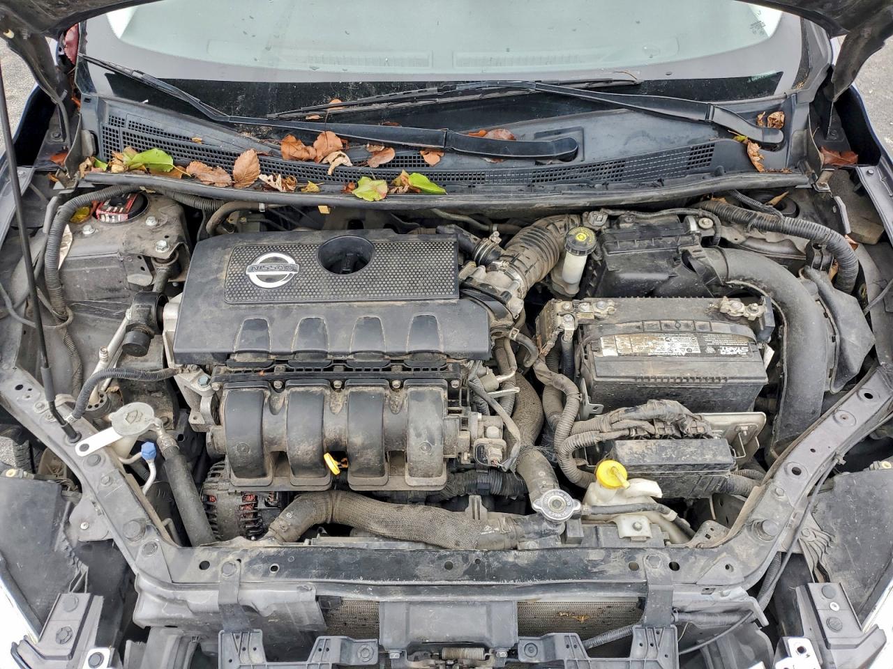 Nissan Sentra S Image 8