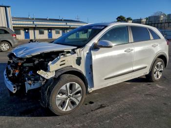  Salvage Kia Niro