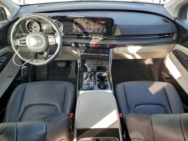 Kia Carnival Ex Image 3