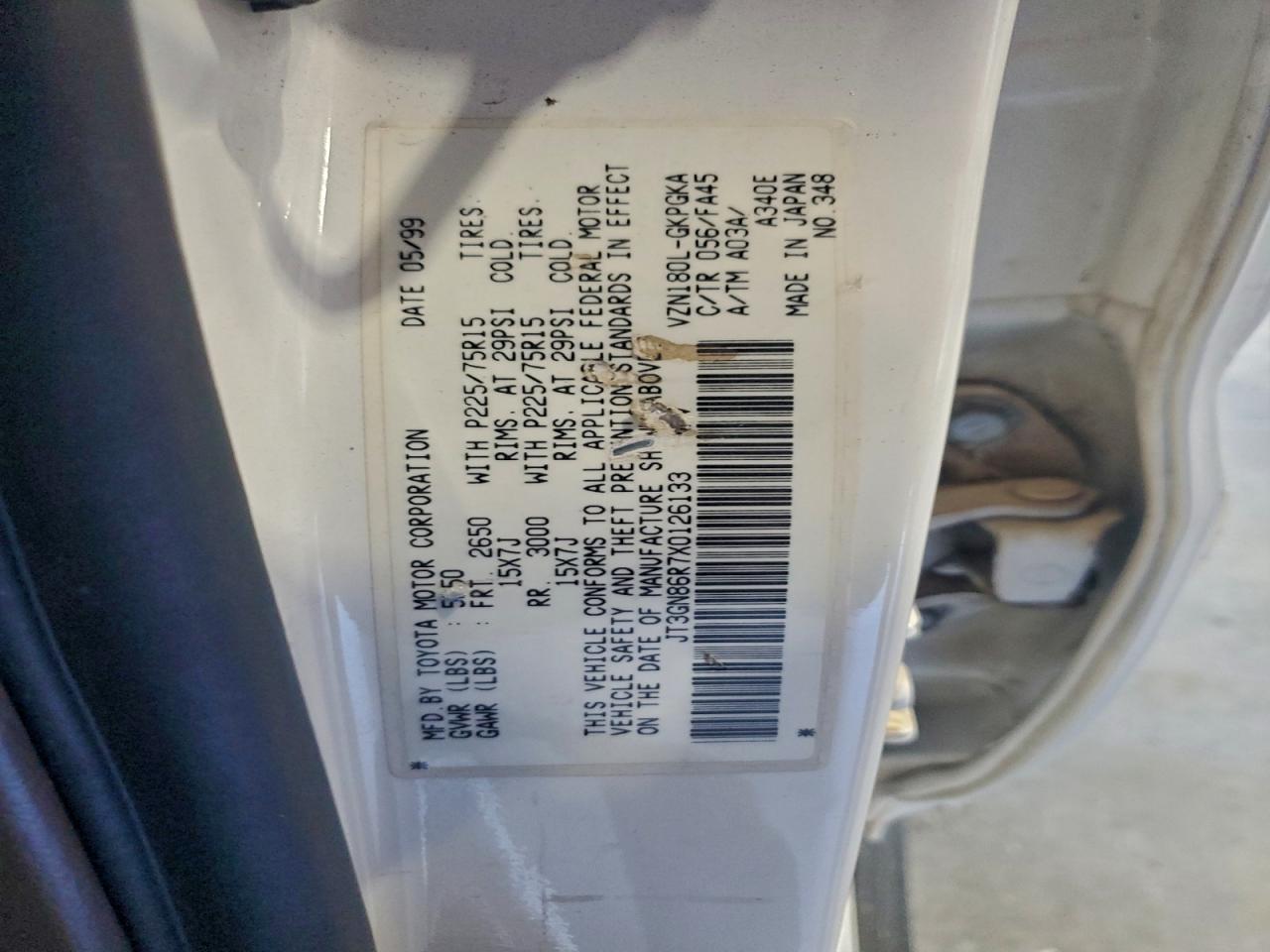 Toyota 4Runner Sr5 Image 10