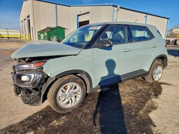  Salvage Hyundai VENUE