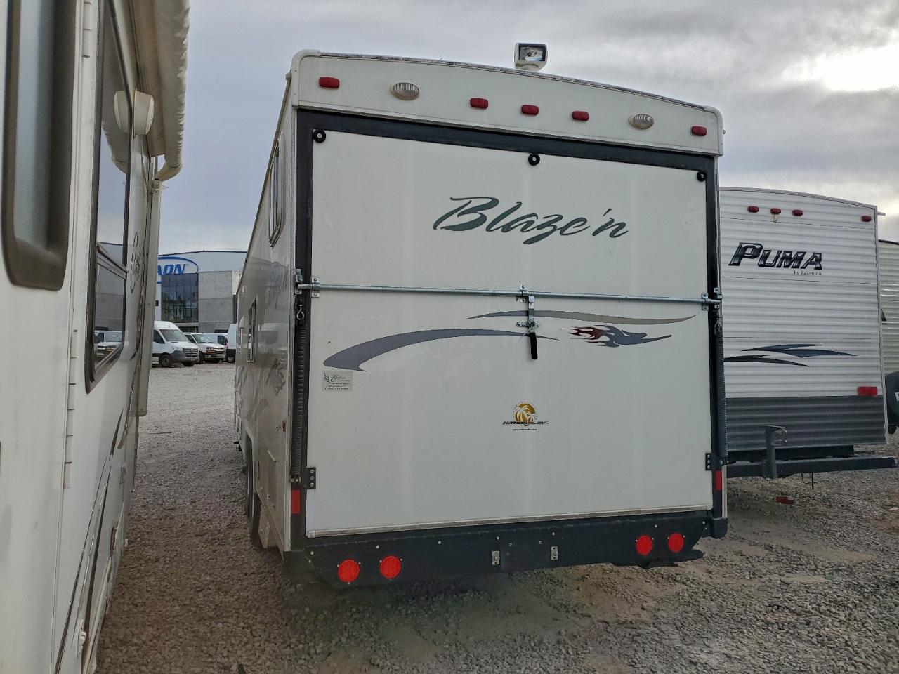 Paci Blaze N Image 4