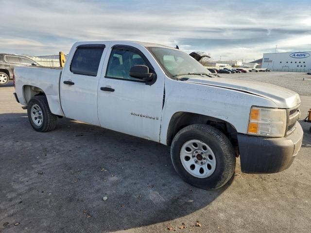 Chevrolet Silverado C1500 Image 3