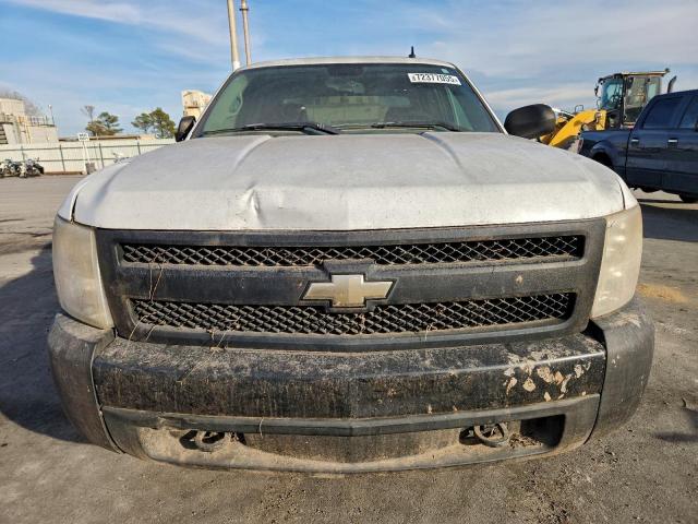 Chevrolet Silverado C1500 Image 9