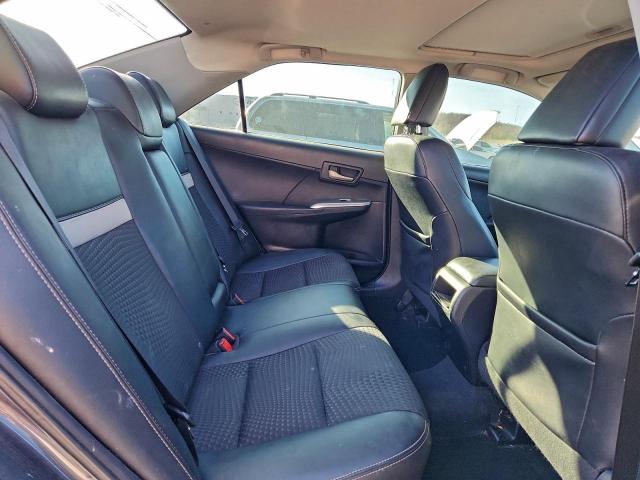 Toyota Camry L Image 12