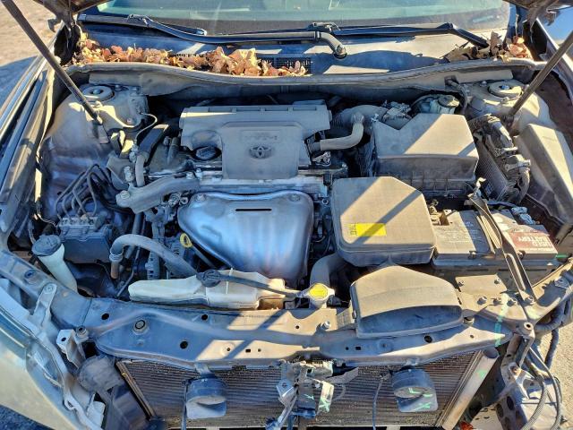 Toyota Camry L Image 6