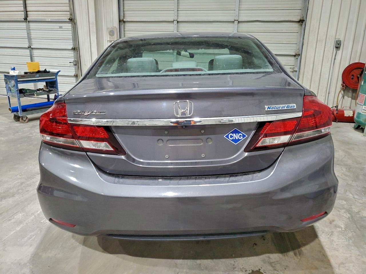 Honda Civic Natural Gas Image 4