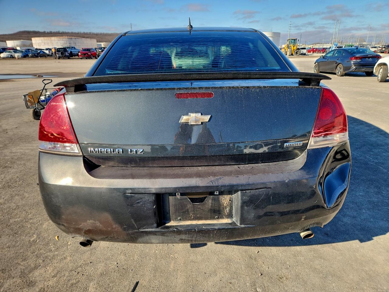 Chevrolet Impala Ltz Image 4